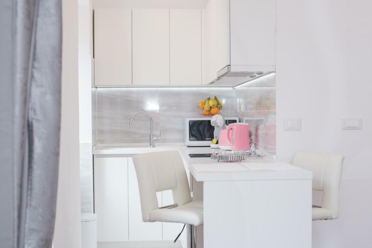 Studio Apartment Lena Kastela Exterior photo